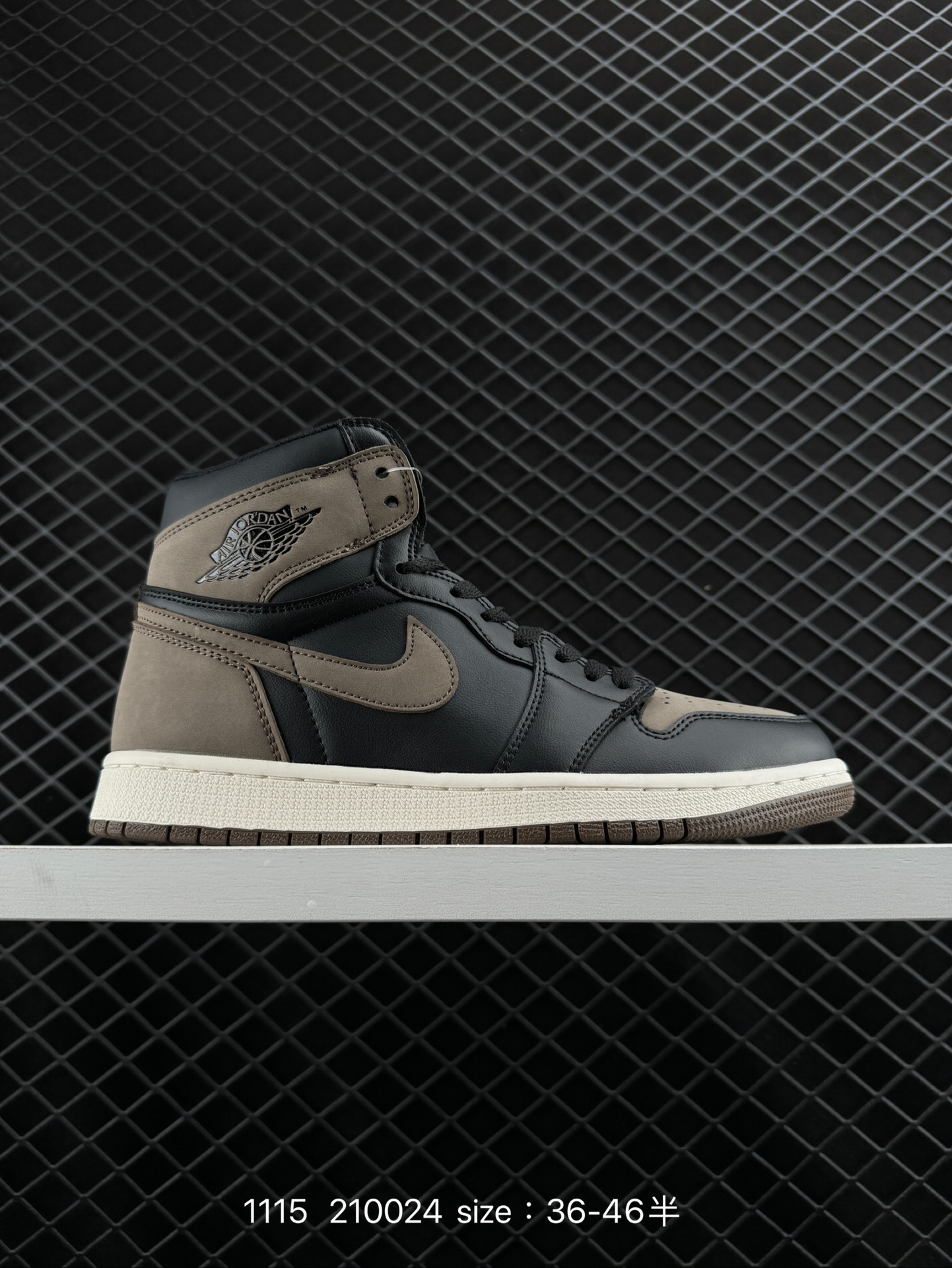 Nike AIR JORDAN 1 RETRO HIGH Nike AIR JORDAN 1 RETRO HIGH